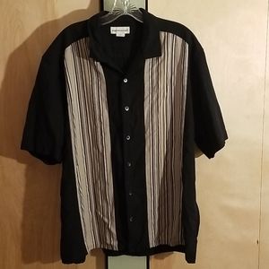 Men's short sleeve dress shirt
